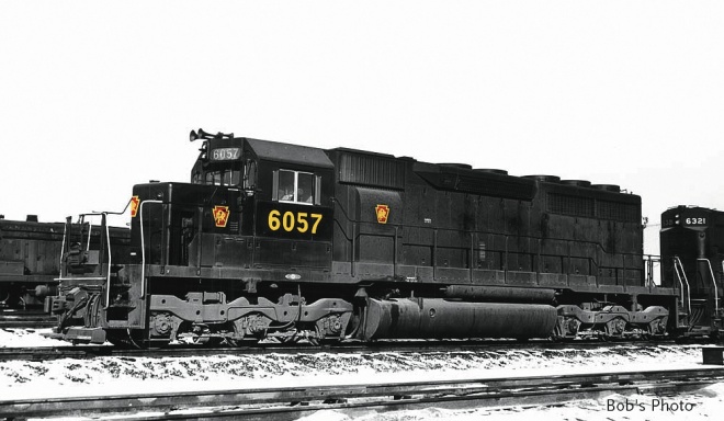 Diesel Locomotive SD40 of Pennsylvania Railroad<br /><a href='images/pictures/Roco/227370.jpg' target='_blank'>Full size image</a>